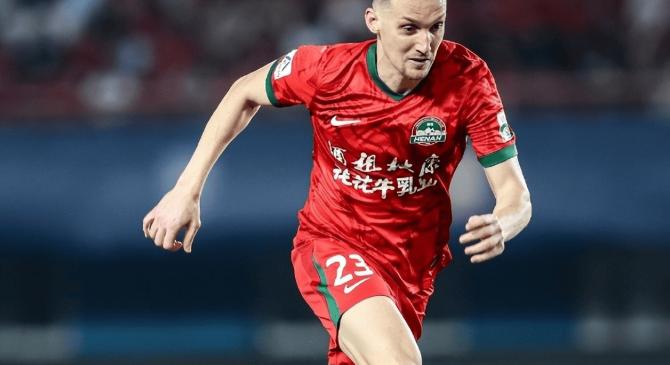 球速在线入口 -中超冲刺阶段走向成谜，亚特兰大遗憾出局，气氛紧张，资深球员宣示担当(烈士紧握82年的照片修复了)